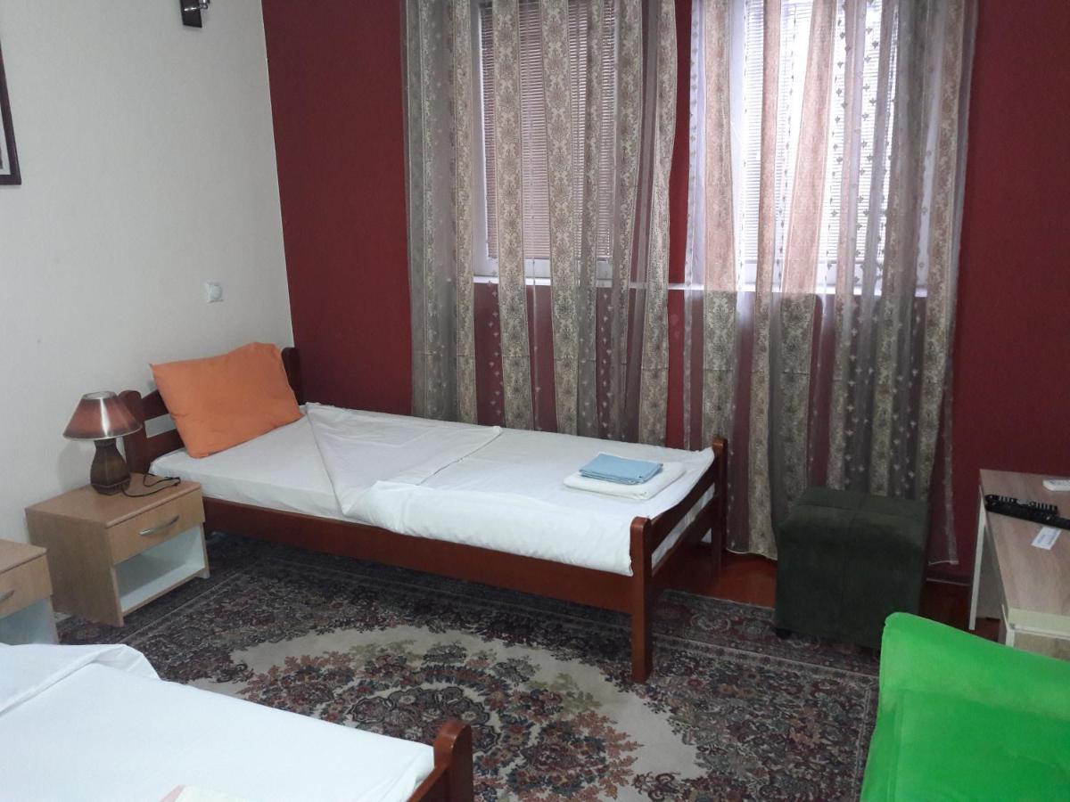 Villa Iva Skopje Esterno foto