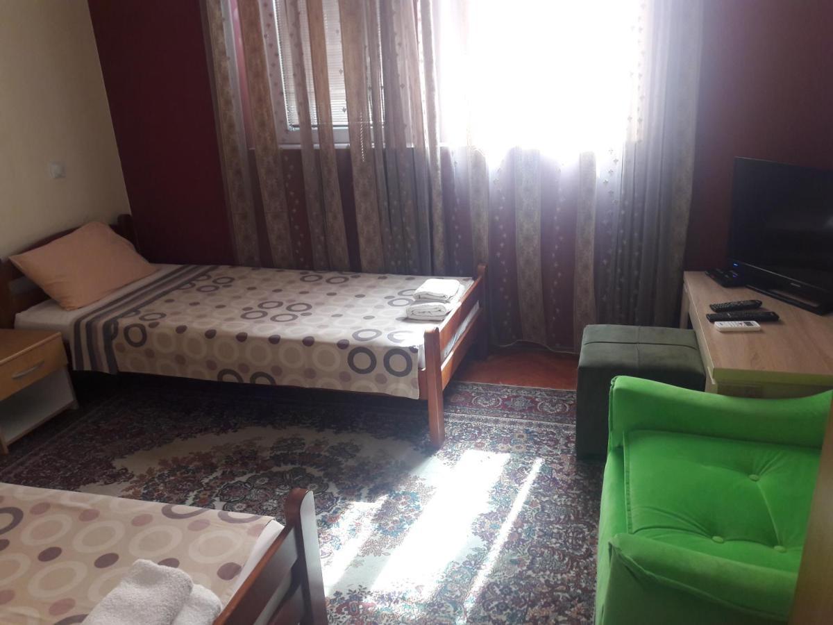 Villa Iva Skopje Esterno foto