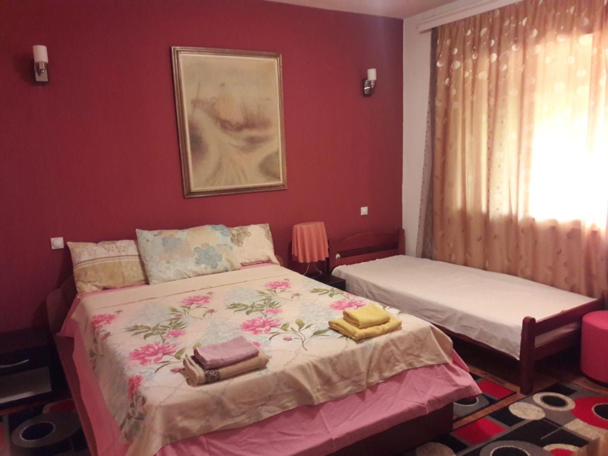 Villa Iva Skopje Esterno foto