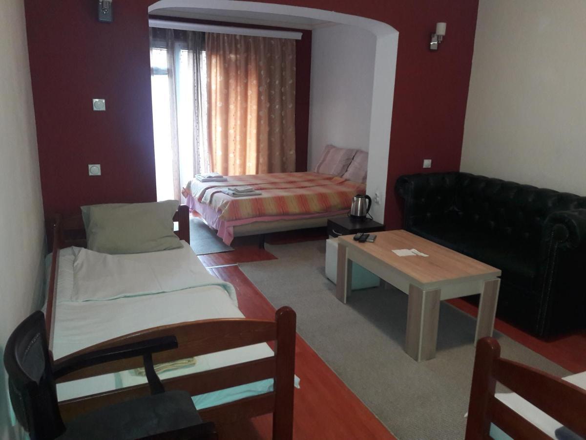 Villa Iva Skopje Esterno foto