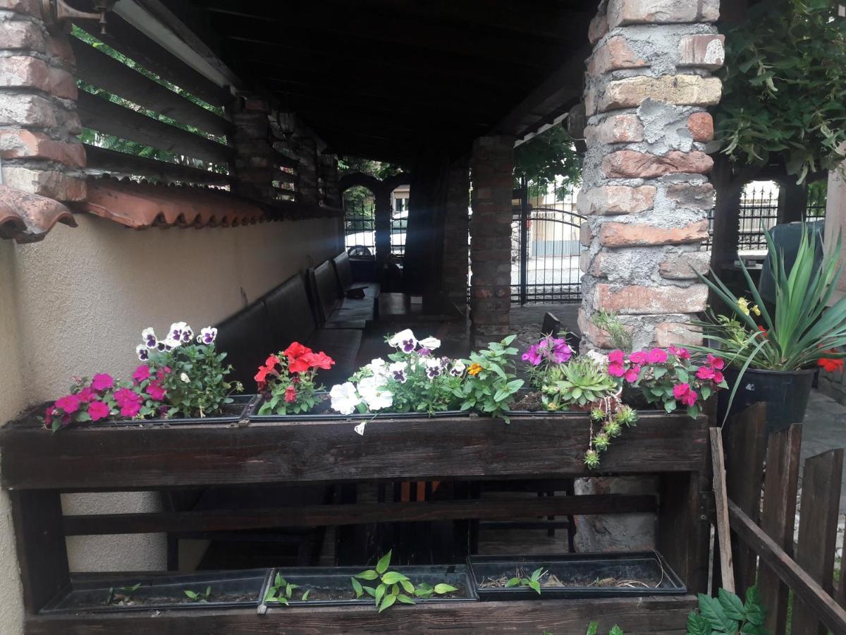 Villa Iva Skopje Esterno foto