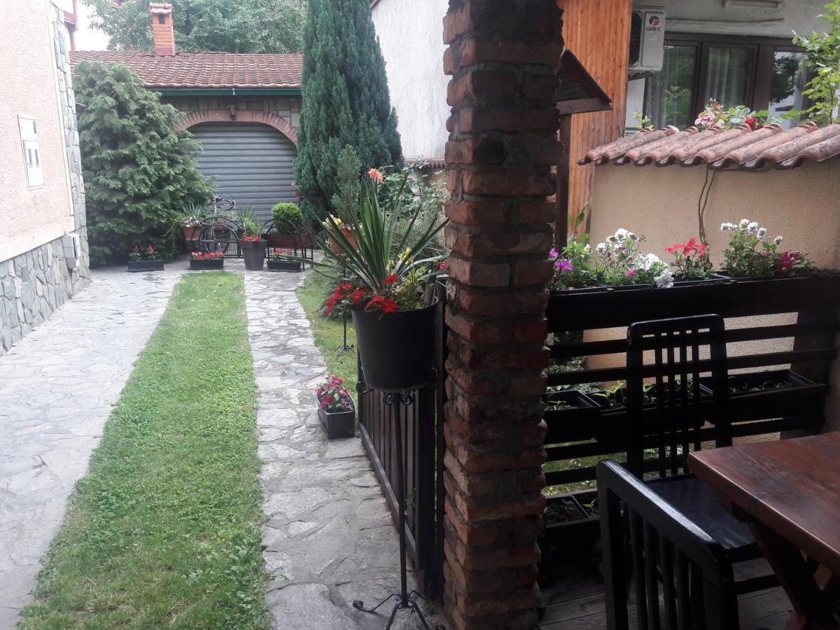 Villa Iva Skopje Esterno foto