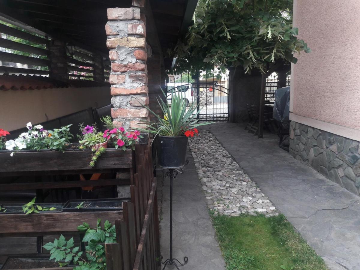 Villa Iva Skopje Esterno foto