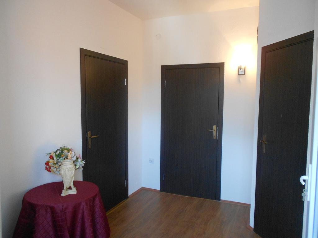 Villa Iva Skopje Camera foto
