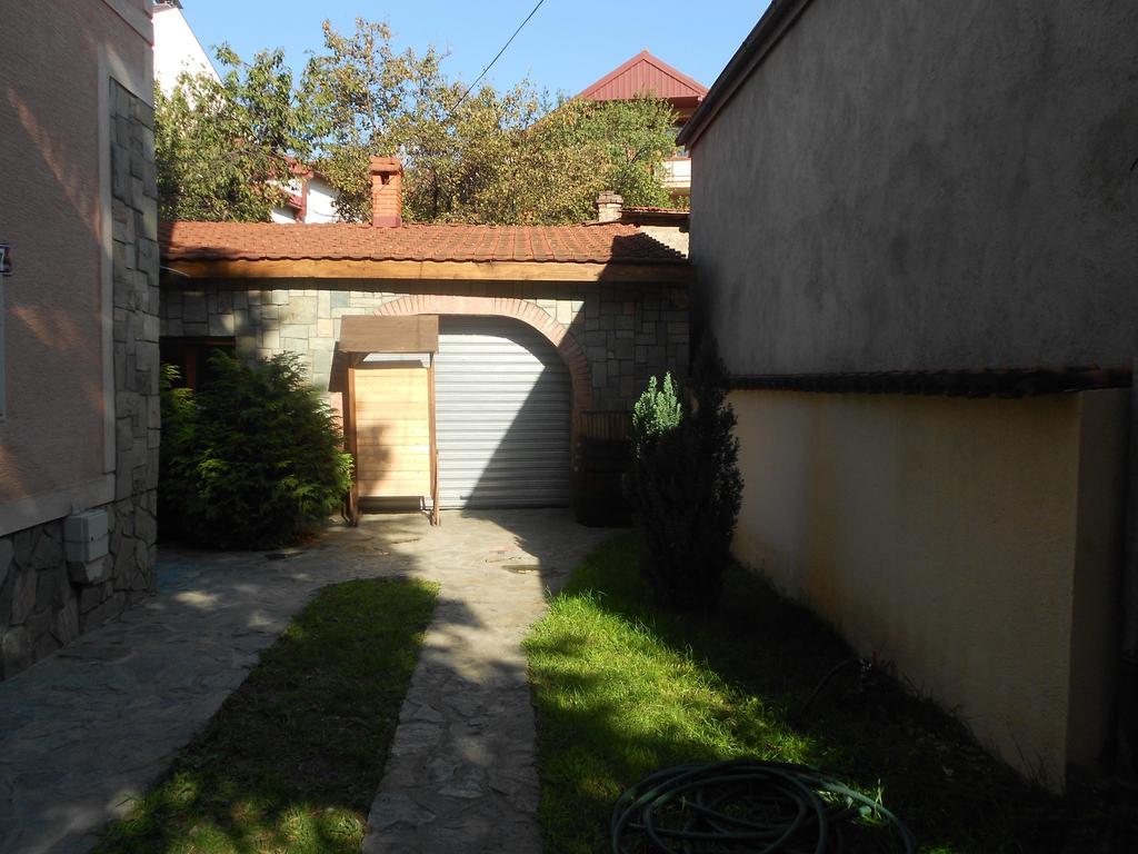 Villa Iva Skopje Esterno foto